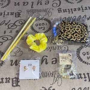 cardholder bundle (yellow)